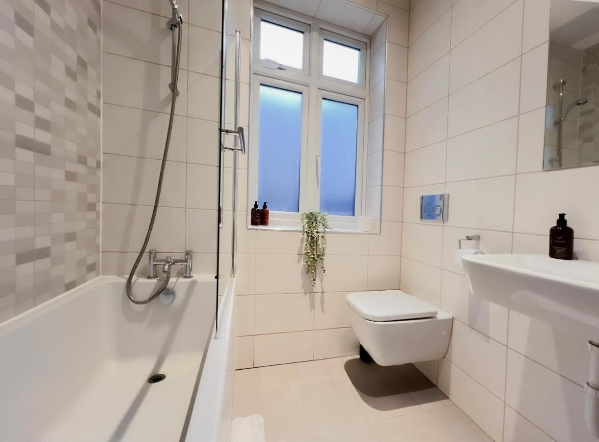 Prime Location Camden Luxury Apt Sleeps 6 Londýn Exteriér fotografie